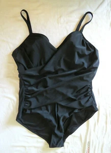 Traje de baño Old Navy Damas Envolvente Frontal Una Pieza Negro Adelgazante NUEVO 4XL Plus - Imagen 1 de 4