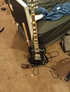Gibson SG Standard Electric Guitar Ebony - Picture 1 of 4
