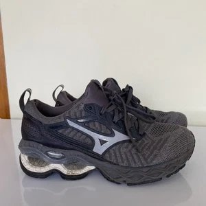 Zapatos para correr Mizuno Wave Creation para hombre talla 7 gris negro Infinity Wave - Imagen 1 de 11