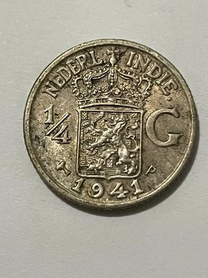 👀NEDERLANDS EAST INDIE 1942 1/4 GULDEN SILVER COIN HIGH GRADE AUNC SCARC THUS👀 - Image 1 of 2