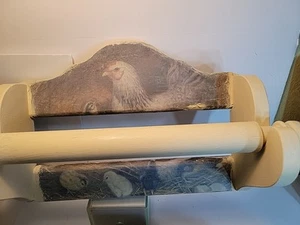 Rustic Hand Painted Wood Paper Towel Holder Hen With Chicks Rice Paper Decoupage - Picture 1 of 8