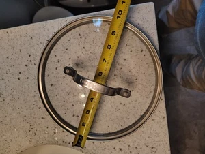 Circulon 10" Clear Glass and Stainless Lid. Inside Diameter approximately 9 1/4" - Picture 1 of 3