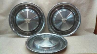 Juego de 3 tapacubos cromados para 74-76 CADILLAC K45-169943 Foto 1 de 4