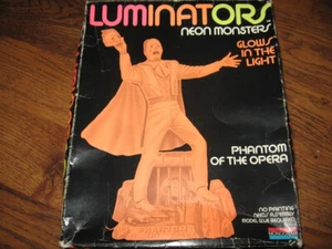 Vtg Monogram Luminators Neon Monsters Phantom of the Opera 1992 Model Kit 1624 - Picture 1 of 5
