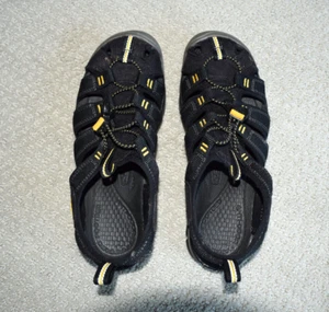 Keen Womens Water Shoes – Black – Size 7.5 - Washable - Picture 1 of 7