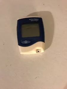Accu-Chek Advantage Glucose Meter - Picture 1 of 2
