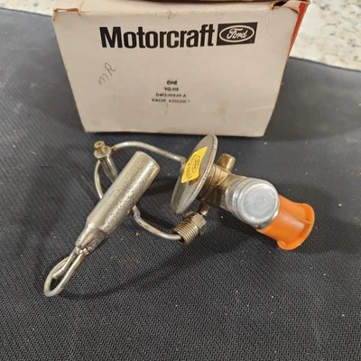 NOS 1974 1975 FORD MUSTANG II 1975 BOBCAT PINTO AIR CONDITIONING EXPANSION VALVE - Image 1 of 4