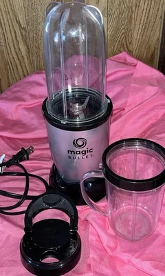 Magic Bullet 2 contenitori con coperchi - Immagine 1 di 4