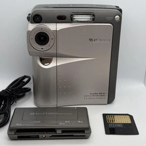 FUJIFILM FinePix PrintCam - Picture 1 of 12