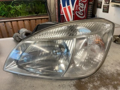 Headlamp Assembly KIA RIO Left 06 07 08 LH LIGHT HALOGEN - Image 1 of 3