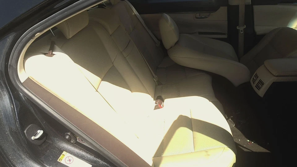 16 LEXUS ES350 Rear Seat Parchment01 Foto 1 de 1
