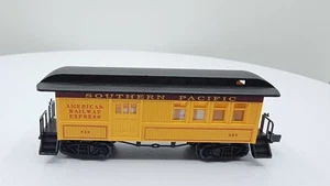 *READ Roundhouse N Scale Southern Pacific Overton Passenger Car American Railway - Picture 1 of 8