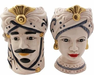 COPPIA TESTE DI MORO RE E REGINA IN CERAMICA SICILIANA HARMONY BLU ORO MODERNA - Imagen 1 de 4
