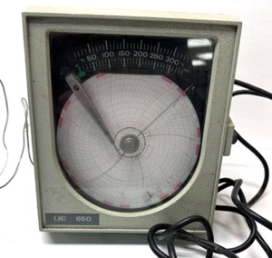 United Electric Controls UE 650 Temperature Chart Recorder thermometer w/probe - Picture 1 of 6