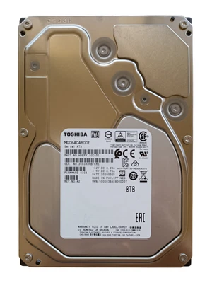 Toshiba Enterprise MG06ACA800E HDEPV11GEA51 8 TB 3,5" SATA 6,0 Gbit/s probado Foto 1 de 4