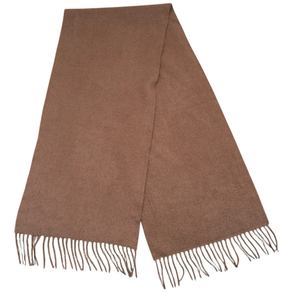 "Bufanda Saks Fifth Avenue 100 % cachemir moca marrón con flecos 52""x11""" Foto 1 de 4