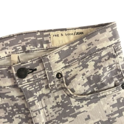 Rag & Bone Women's Gray Digital Camo Skinny Jeans Size 26 - Image 1 of 4