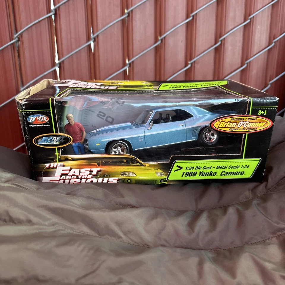 Joyride RC2 The Fast and Furious 1:24 1969 YENKO CAMARO with BRIAN Figure READ - Image 1 of 4