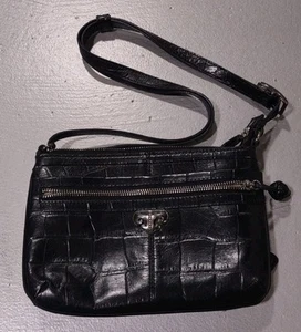 Bolso de hombro Brighton de cuero negro con cierre de cremallera tono plateado herrajes - Imagen 1 de 10