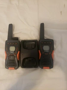 Cobra ACXT1035R FLT Two-Way Radio Pair - Zdjęcie 1 z 8