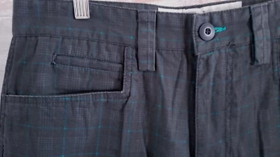 Pantalones cortos de algodón a cuadros negros Aeropostale para hombre 11" entrepierna talla 32 Foto 1 de 3