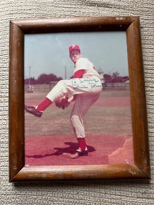 Robin Roberts / Phillies 8x10 Autographed Photo W/ COA - Image 1 of 4
