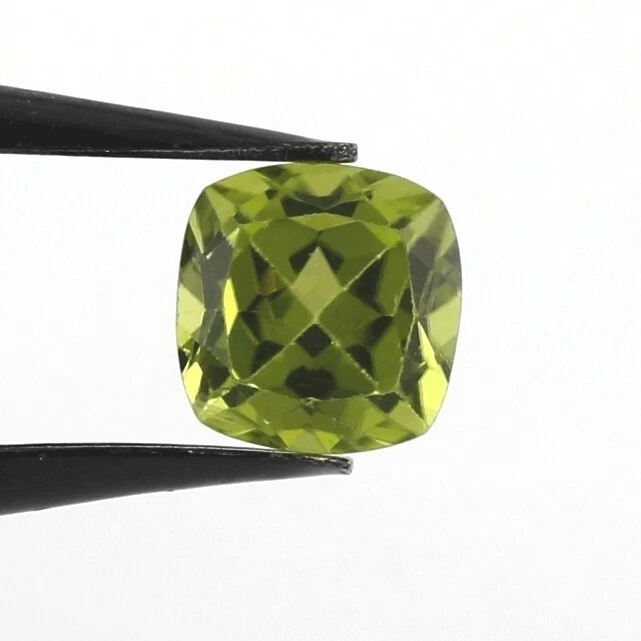 JUEGO DE 2 PIEZAS PERIDOTO 5 MM CORTE COJÍN TODO NATURAL F-4830 Foto 1 de 1