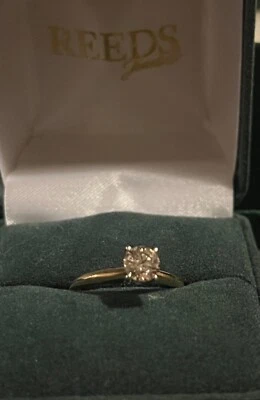 Anillo de compromiso diamante solitario oro 14k. Foto 1 de 4