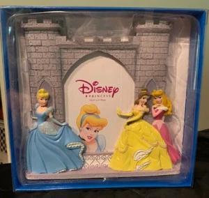 Disney Princess Cinderella Castle 4 x 6 Photo Picture Frame NIB Belle & Aurora - Picture 1 of 8