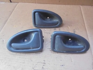 JUEGO DE MANIJAS DE PUERTA INTERIORES VAUXHALL VIVARO 2007 - Imagen 1 de 7