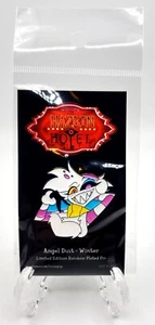 Pin esmaltado enchapado arco iris Hazbin Hotel Angel Dust (invierno) - LIMITADO - ¡AGOTADO! - Imagen 1 de 4