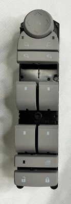 GM/BOSCH 15937790AC INTERRUPTOR MAESTRO PUERTA/VENTANA CADILLAC DTS 06-11, Titanio Claro Foto 1 de 4