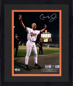 Frmd Cal Ripken Jr. Baltimore Orioles Signed 8" x 10" 2131st Game Ovation Photo - Picture 1 of 1