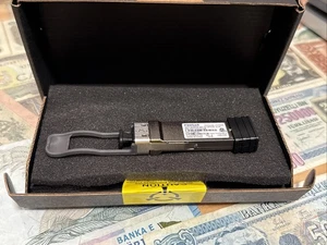 EMC Finisar FTL410QE2C-E5 40G QSFP 40GBASE-SR4 70C OPTICAL PN: 019-078-046 - Picture 1 of 10