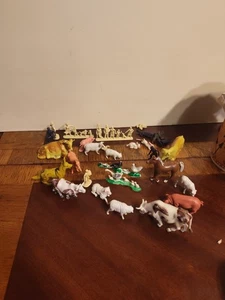Konvolut Eisenbahn Figuren Menschen und Tiere - Bild 1 von 7