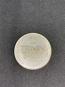 Medaille AOK Trimm Taler 1994 Durchmesser 4cm mit Schutzhülle - Bild 1 von 3