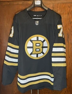 Adidas Taylor Hall Boston Bruins Centennial Hockey Jersey Black Gold Size 52 New - Picture 1 of 9