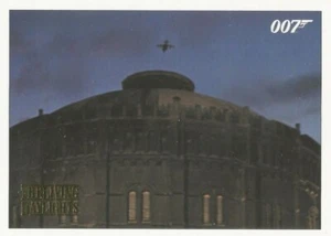 James Bond Archives 2016 Spectre #12 "Living Daylights" Gold Chase Card #100/125 - Bild 1 von 1