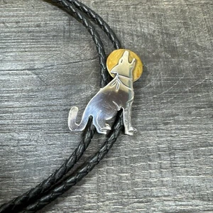 Vtg Ben G. Chavez Navajo Sterling Wolf Howling Golden Moon Bolo Tie Southwestern - Picture 1 of 6