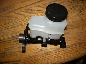 REMANUFACTURED FORD 1988 1989 MERCURY TRACER 1.6L MASTER BRAKE CYLINDER - Picture 1 of 3