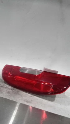 Conjunto de luz trasera derecha usado se adapta a: Ram Promaster City 2017 grado derecho A Foto 1 de 4