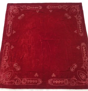 Vintage French Red Velvet Embossed Floral Art Nouveau Tablecloth Panel 136x133cm - Bild 1 von 12