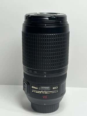 Nikon Nikkor AF-S 70-300mm f4.5-5.6 G ED VR IF Lens AFS - Read Description - Image 1 of 4