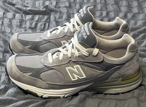 New Balance 993 Women's 9.5 Made in USA Gray Casual Sneakers Comfort Suede NICE! - Picture 1 of 23