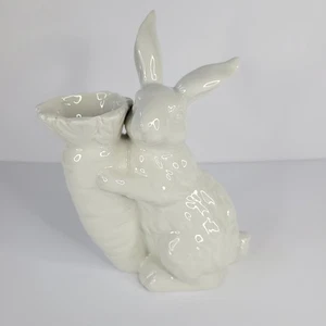 White Pottery Barn Ceramic Porcelain Bunny Rabbit Holding Carrot Vase 8" Easter - Picture 1 of 12