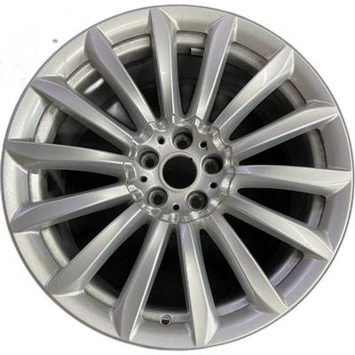 Llanta delantera OEM 2016-2022 BMW 19x8.5 740e 740i 745e 750i M760i 640i GT 2016-2022 Foto 1 de 4