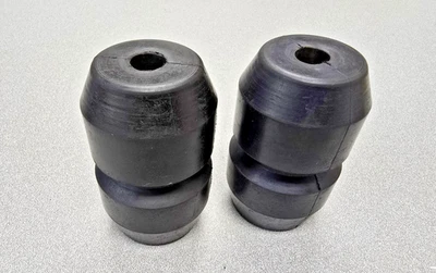 MUY BONITO PAR DE TOPES DE GOMA TRASEROS USADOS ORIGINALES PORSCHE 356A 356B Foto 1 de 4