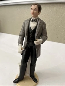 Homco Man in Suit w/Bowtie #1440 Porcelain Figure Vintage Great Condition - Picture 1 of 4