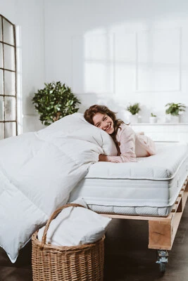 Bettdecke Winter Decke 155x220 Oberbett 1500g Daunen warme Daunendecke superwarm - Bild 1 von 4