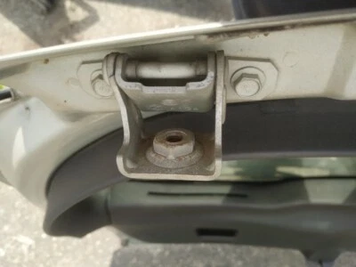 Alfa-Romeo 147 2001 capó trasero bisagras derecho usado, genuino #1672027-92 Foto 1 de 4